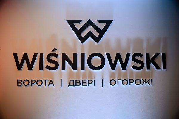 Otwarcie w wielkim stylu - nowy salon WIŚNIOWSKI we Lwowie