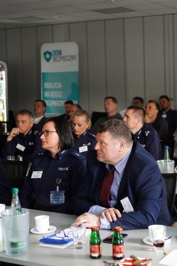 "Bezpieczeństwo bez granic" - polska i niemiecka policja o poprawie bezpieczeństwa domów i mieszkań
