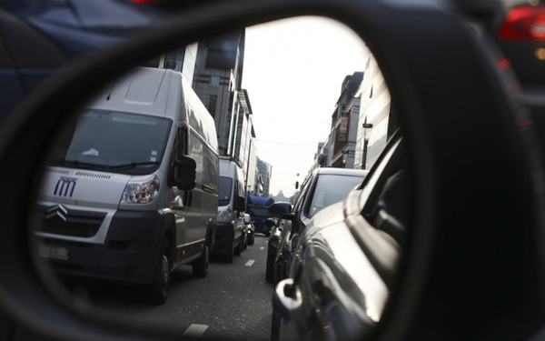 PE przyjął przepisy gwarantujące lepszą ochronę ofiar wypadków drogowych