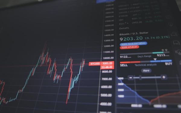 Binance czy Kraken? Którą giełdę kryptowalut wybrać?