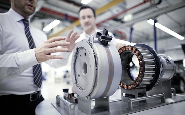 Audi numerem jeden w dziedzinie patentów napędów elektrycznych - Premiera newslettera o nowych technologiach