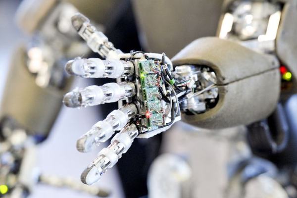 Europosłowie: dzięki odpowiedniemu prawu nowe technologie mogą pomóc w przejściu na zrównoważoną gospodarkę o obiegu zamkniętym