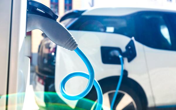 Największa w Europie sieć ładowania: 500 000 punktówładowania Elli ułatwia przejście na elektromobilność