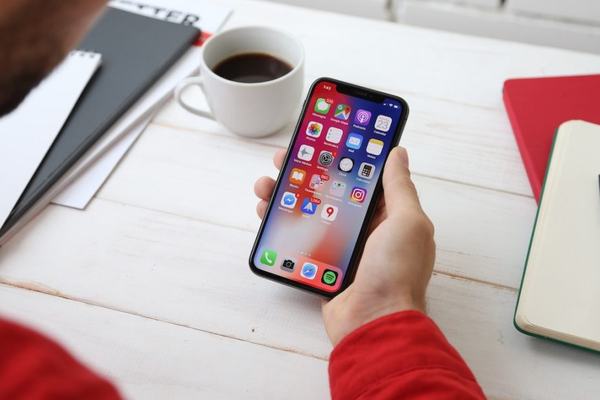 Jak wypromować aplikację mobilną i utrzymać zaangażowanie jej użytkowników?