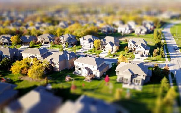 2022 – jak bezpiecznie inwestować na rynku nieruchomości?
