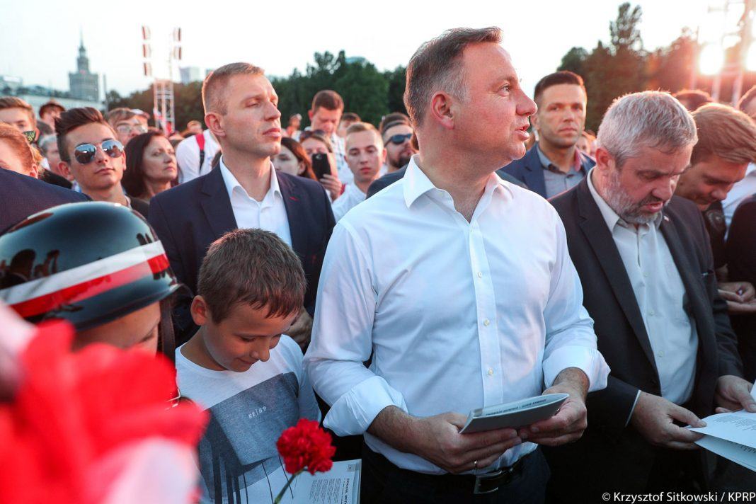 (Nie)zakazane piosenki powstańcze na Placu Piłsudskiego