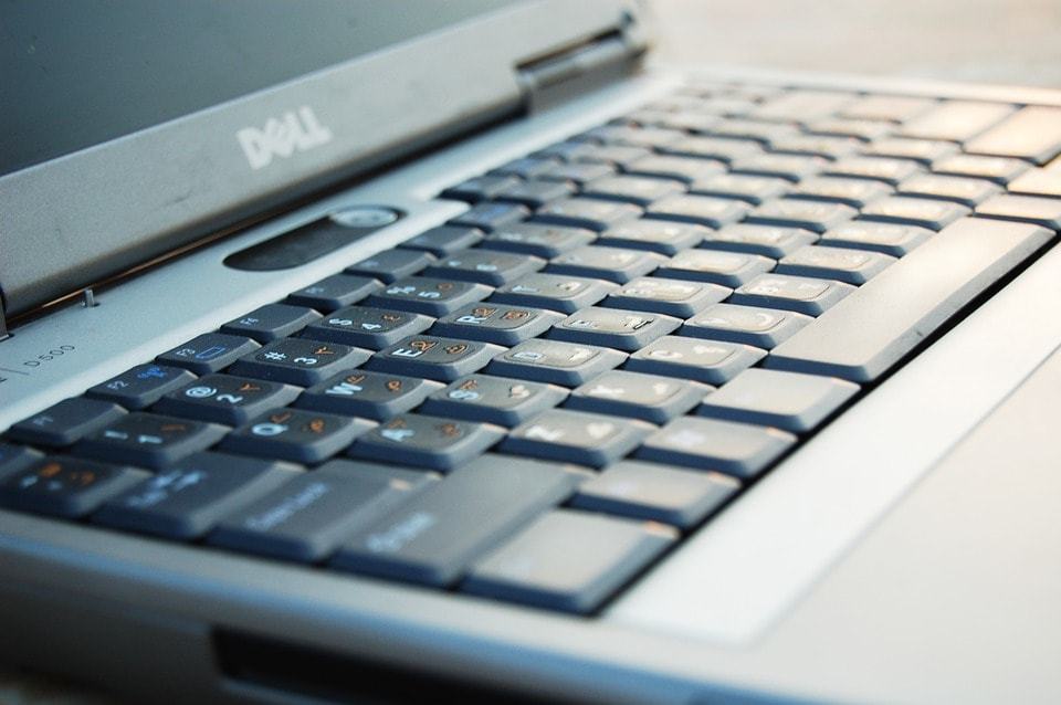Laptop poleasingowy Dell do domu - na jakie parametry zwrócić uwagę