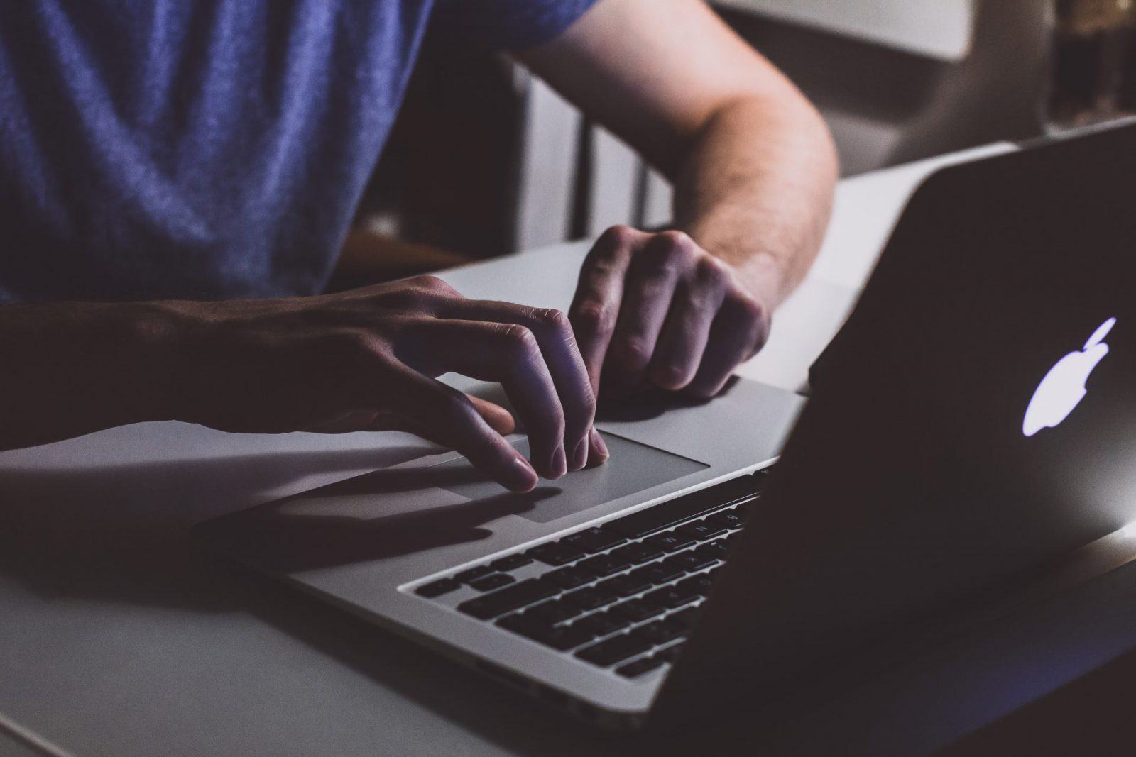 Jakie dane zbiera Twój Dostawca Internetu? Jak się przed tym bronić?