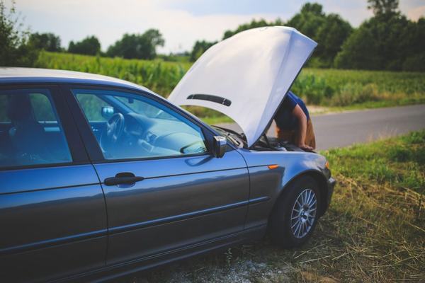 Wskazówki dotyczące negocjacji ceny podczas sprzedaży auta do skupu