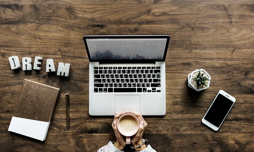 Pożyczki przez internet – jak wybrać najlepszą?